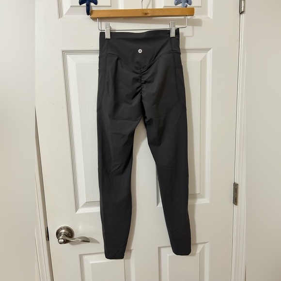 HALARA NWT UltraSculpt Leggings butt lifting - Picture 6 of 14